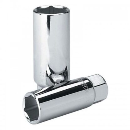 DADO PARA BUJIAS DE   5/8"   STANLEY (4-86-580)